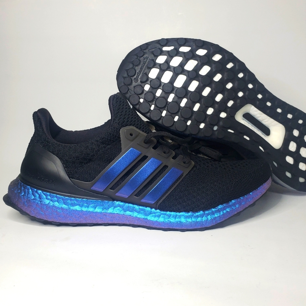 Adidas Ultraboost 5.0 DNA Black Metallic Blue Sneaker Mens Size 8 GY8614